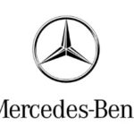 Mercedes Benz, dünyanın herhangi bir şehrinde böyle bir merkez açabilecek iken, bağlantılı otomobil teknolojisini geliştirmek için teknoloji merkezini Tel Aviv'de açtı. Alman otomobil üreticisi, Kasım ayında 112 Arocs kamyonunun İsrail ordusuna teslimatını hızlandırıp ve İsrail ordusu bu kamyonları Merkava tanklarının yanı sıra diğer ağır zırhlı araçları ve buldozerleri taşımak için kullandı. İsrail ordusu, 2022 yılında tank taşıyıcılarının ana tedarikçisi olarak Mercedes Markasını seçti ve ihtiyaçlarına göre özelleştirilmiş toplam 460 kamyon sipariş verdi.